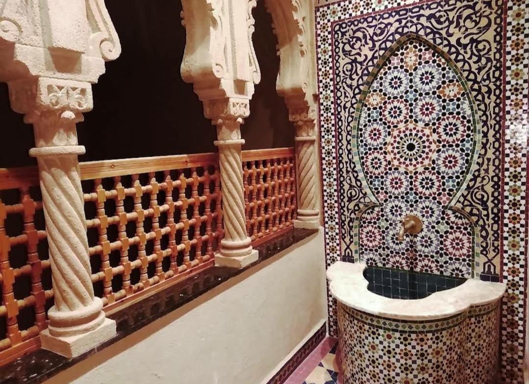 بيت شباب Kayezer الرباط المظهر الخارجي الصورة